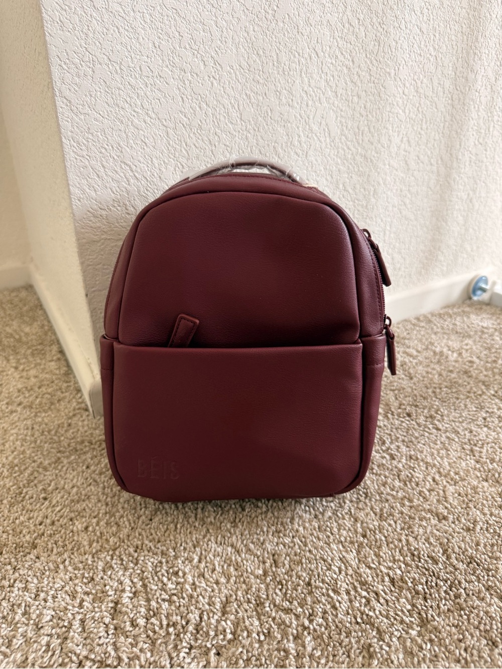 Beis The Essential Mini Backpack 
in Burgundy